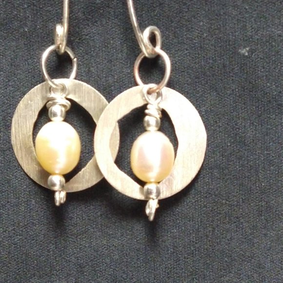 CCLHMHLLC Siversmith Jewellery Designs - Picture 4 of 4